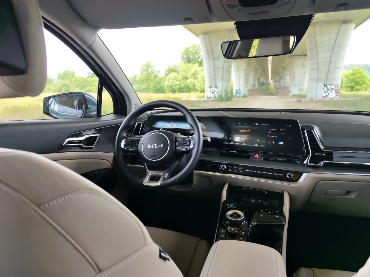 kia-sportage-2023-28