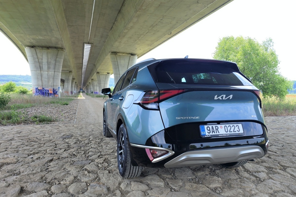 kia-sportage-2023-37