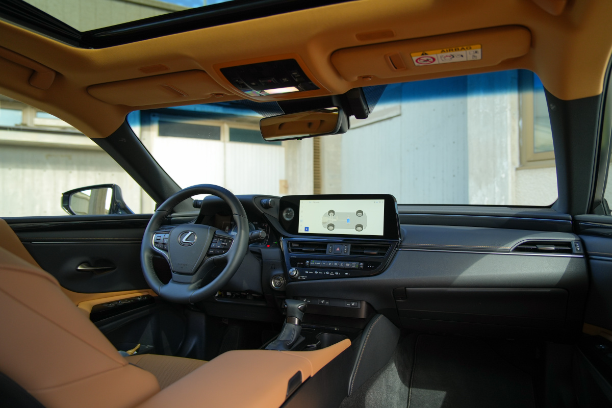 lexus-es-17