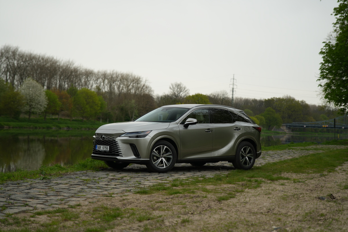 lexus-rx-2023-1