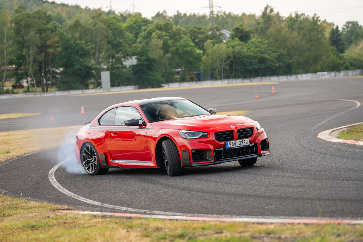 p90514670_highres_bmw-m-test-day-set-o