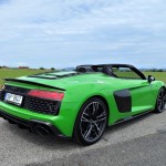 audi-r8-spyder-2023-25
