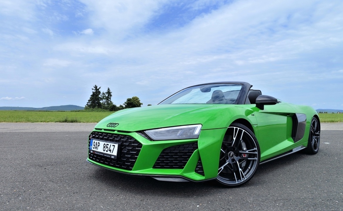 audi-r8-spyder-2023-40