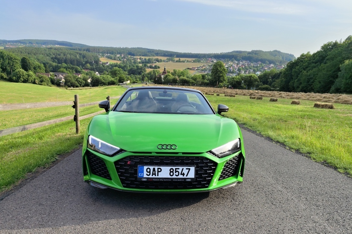 audi-r8-spyder-2023-45