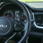 kia-stonic-2023-13