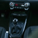 kia-stonic-2023-15
