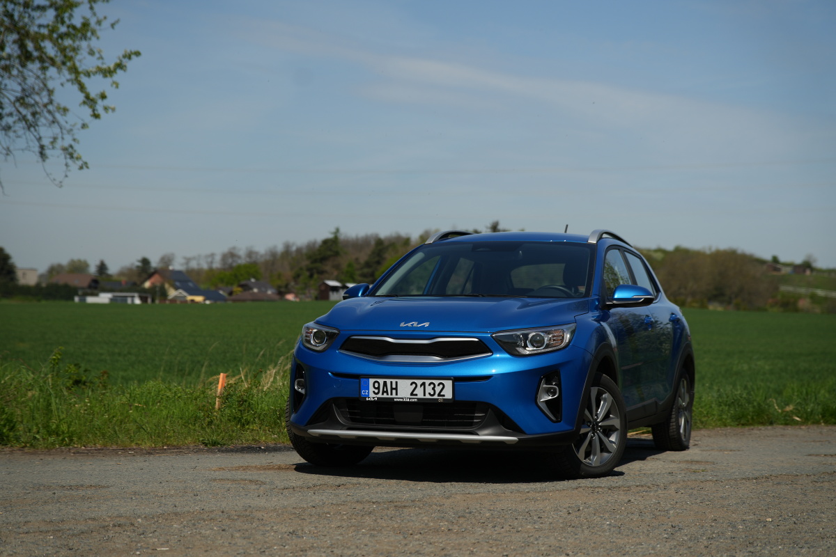 kia-stonic-2023-3