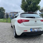 alfa-romeo-giulietta-23