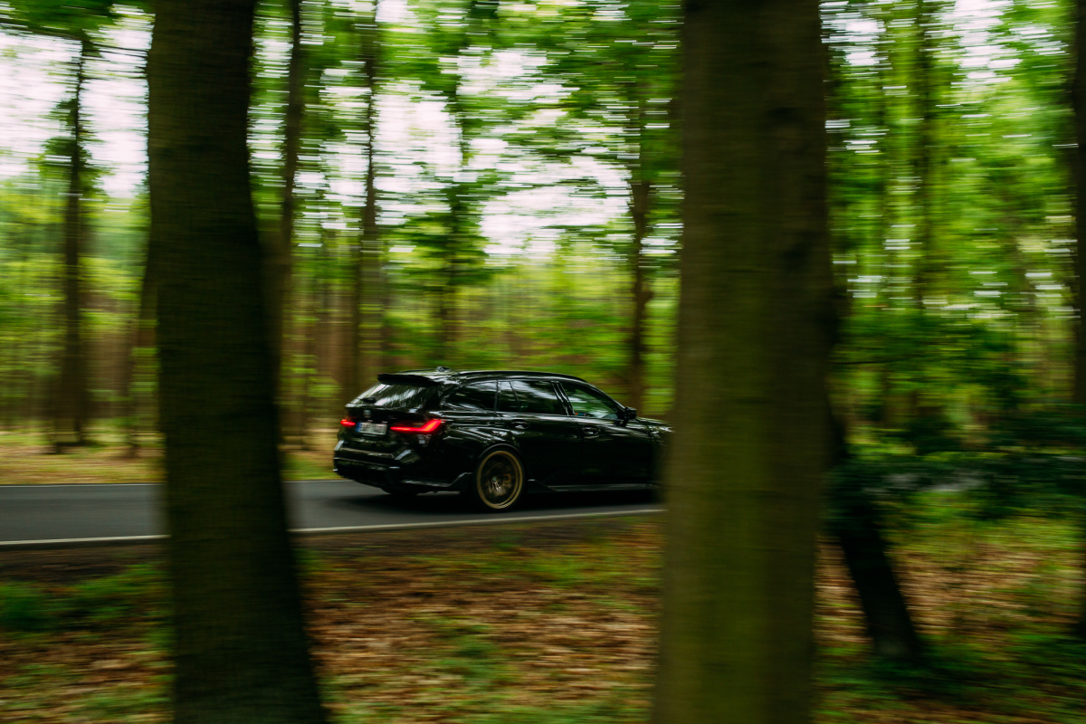 bmw-m3-touring-2023-29