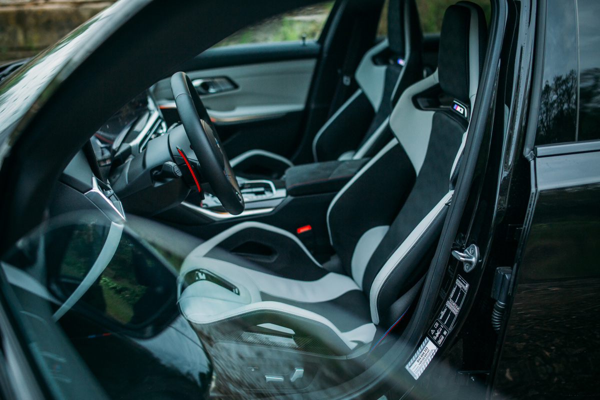 bmw-m3-touring-2023-53