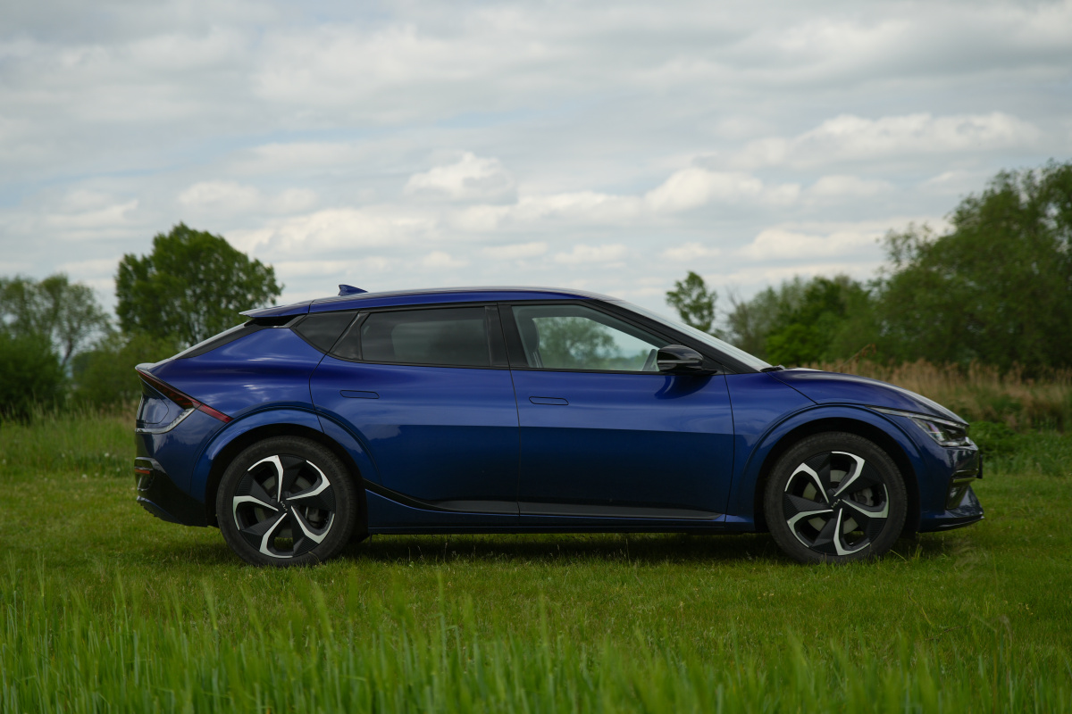 kia-ev6-2023-7