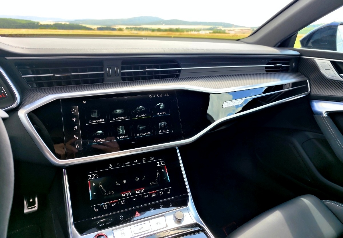 audi-rs7-sportback-2023-50