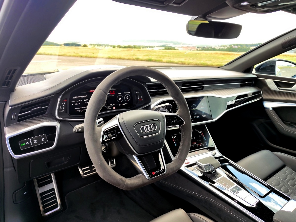 audi-rs7-sportback-2023-53