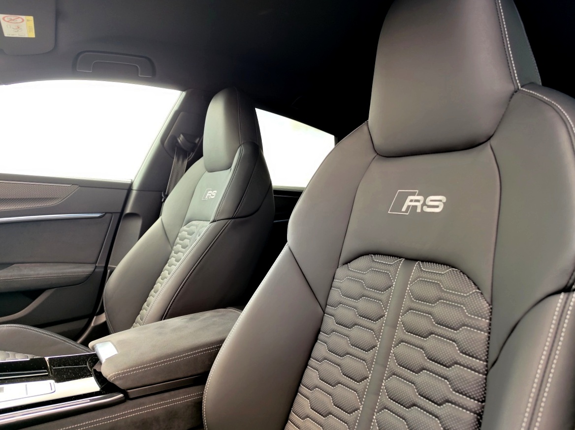 audi-rs7-sportback-2023-54