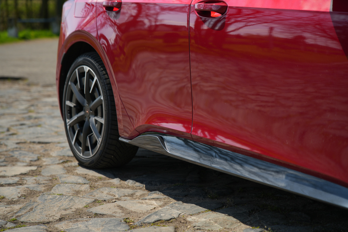 cupra-born-2023-12