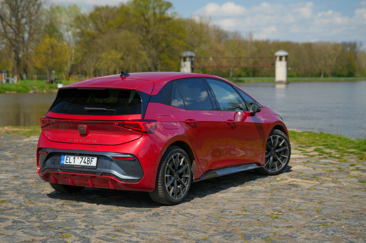 cupra-born-2023-14