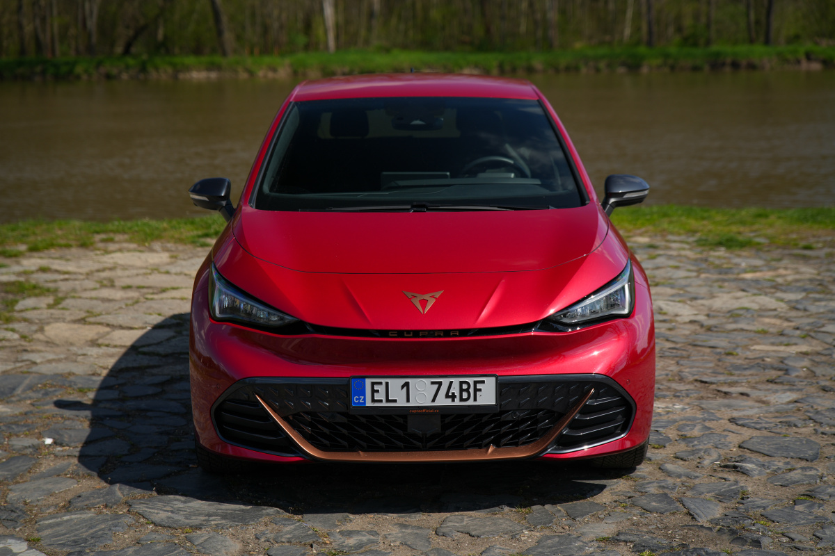 cupra-born-2023-19