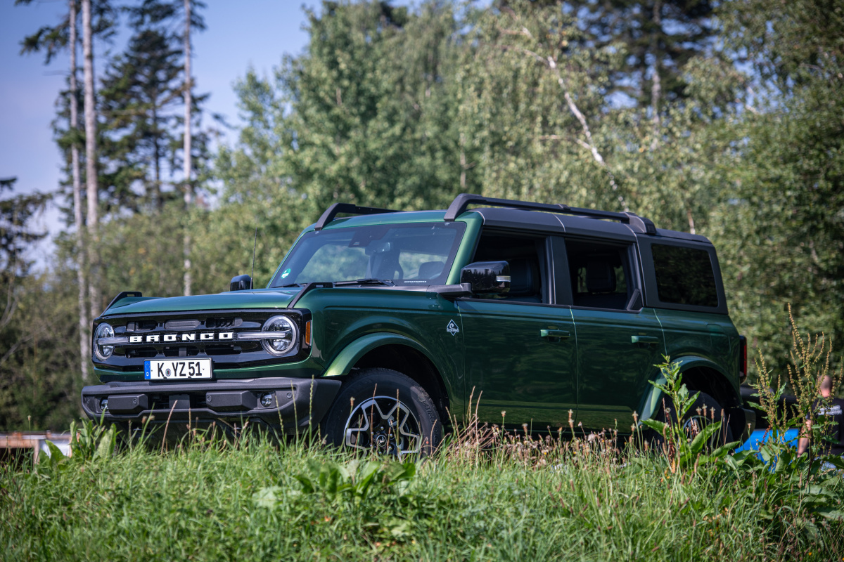 ford-bronco-2023-86