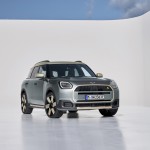 p90518503_highres_mini-countryman-se-a
