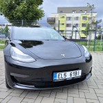 tesla-model-3-performance-2