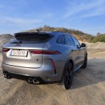 jaguar-f-pace-svr-2023-20