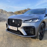 jaguar-f-pace-svr-2023-9