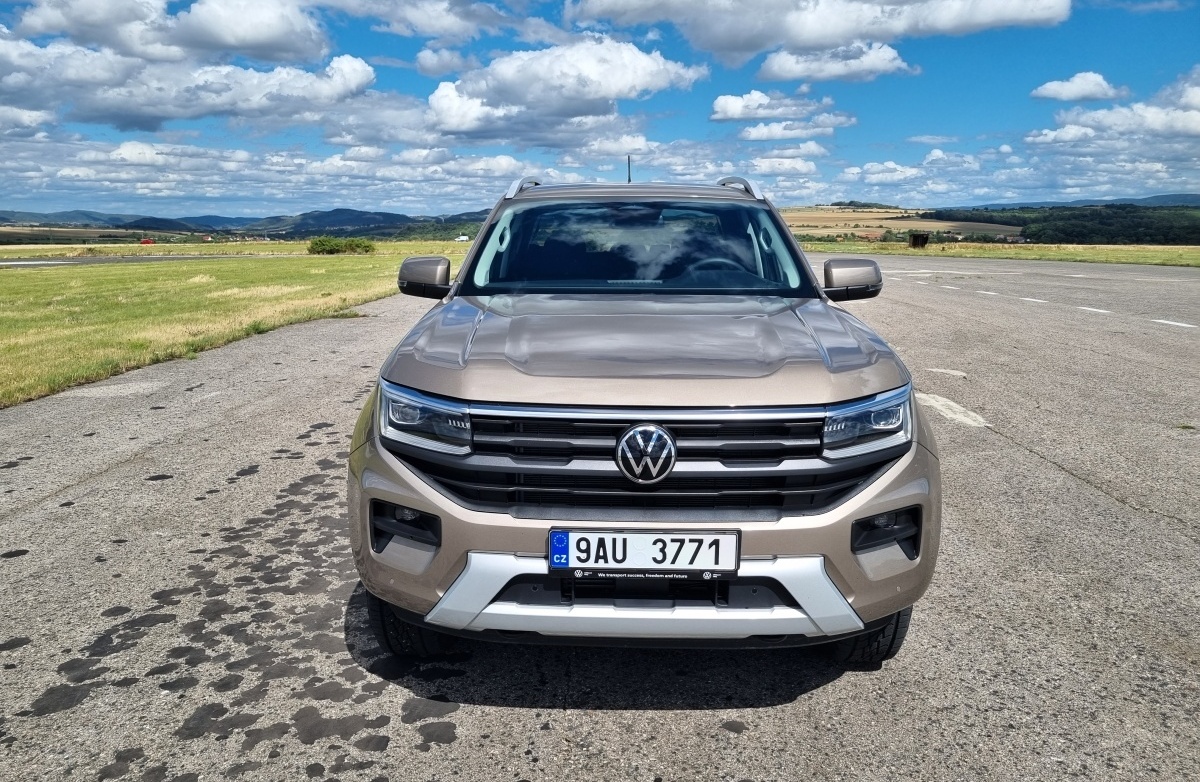 volkswagen-amarok-2023-1