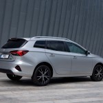 5078-medium-mg5-parked-34-rear-end-01
