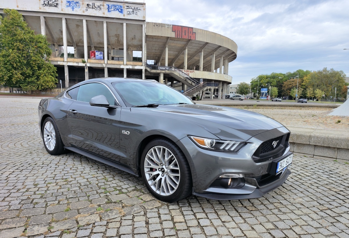 ford-mustang-6-29