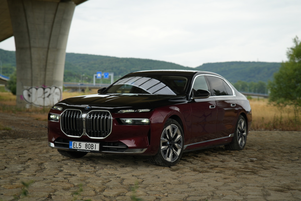 bmw-7-2023-15