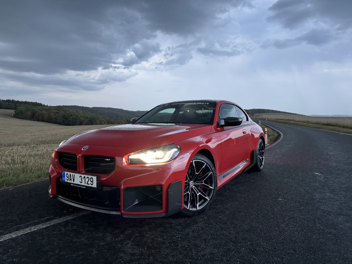 bmw-m2-2023-6