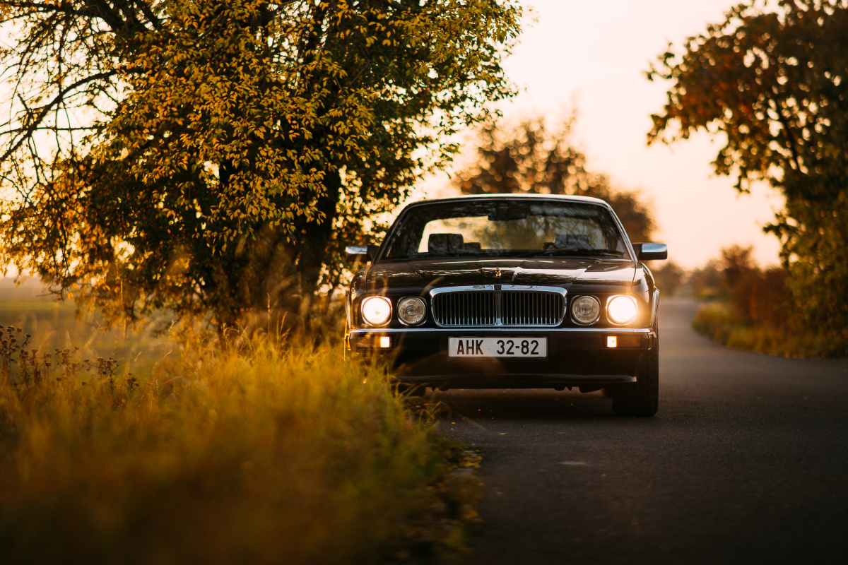 jaguar-xj6-xj40-21