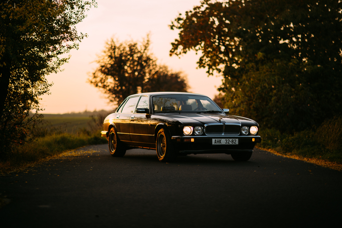 jaguar-xj6-xj40-22
