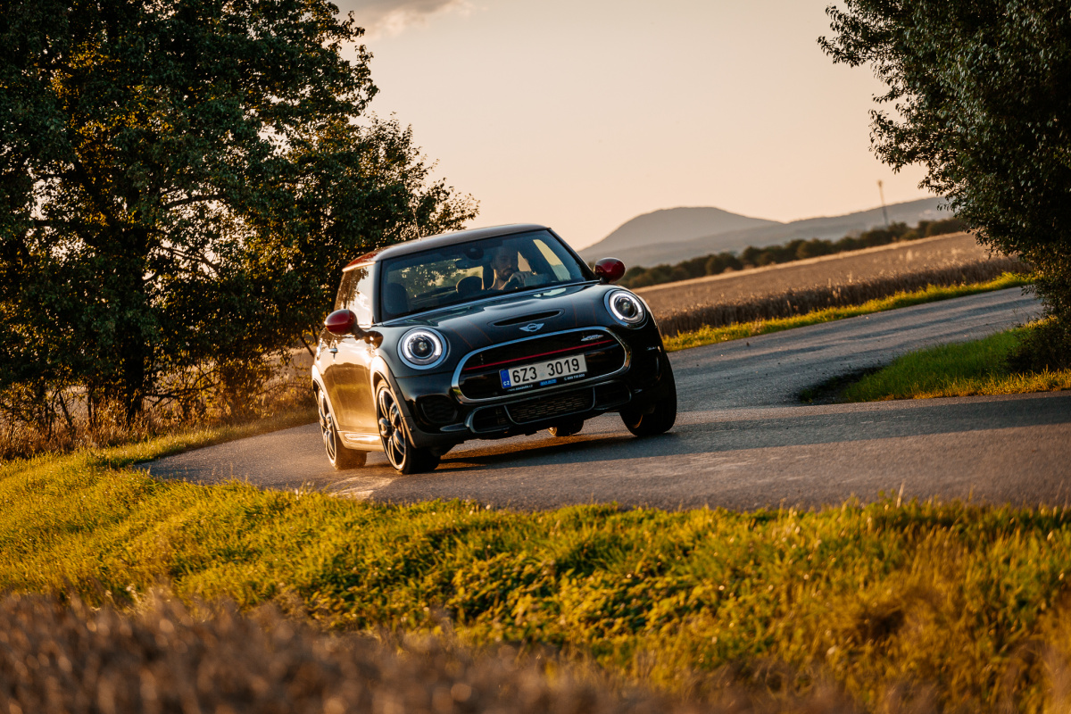 mini-cooper-jcw-f56-20