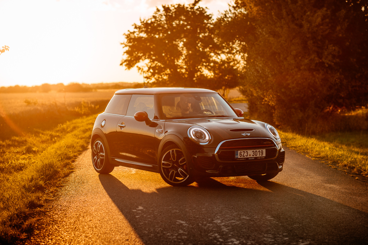 mini-cooper-jcw-f56-28