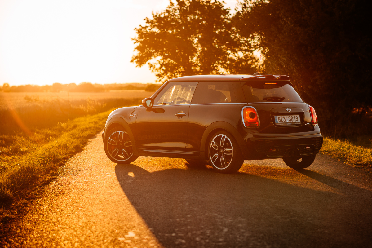mini-cooper-jcw-f56-32