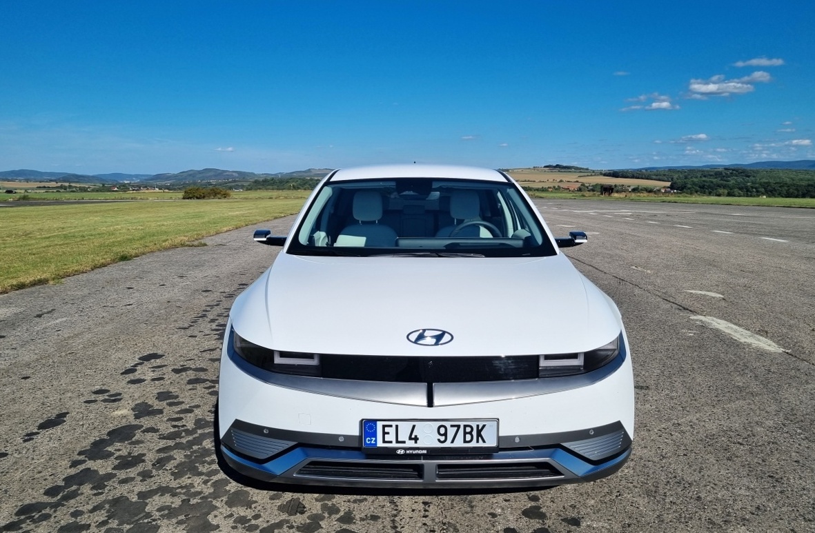 hyundai-ioniq-5-2023-11