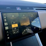 range-rover-velar-2023-20