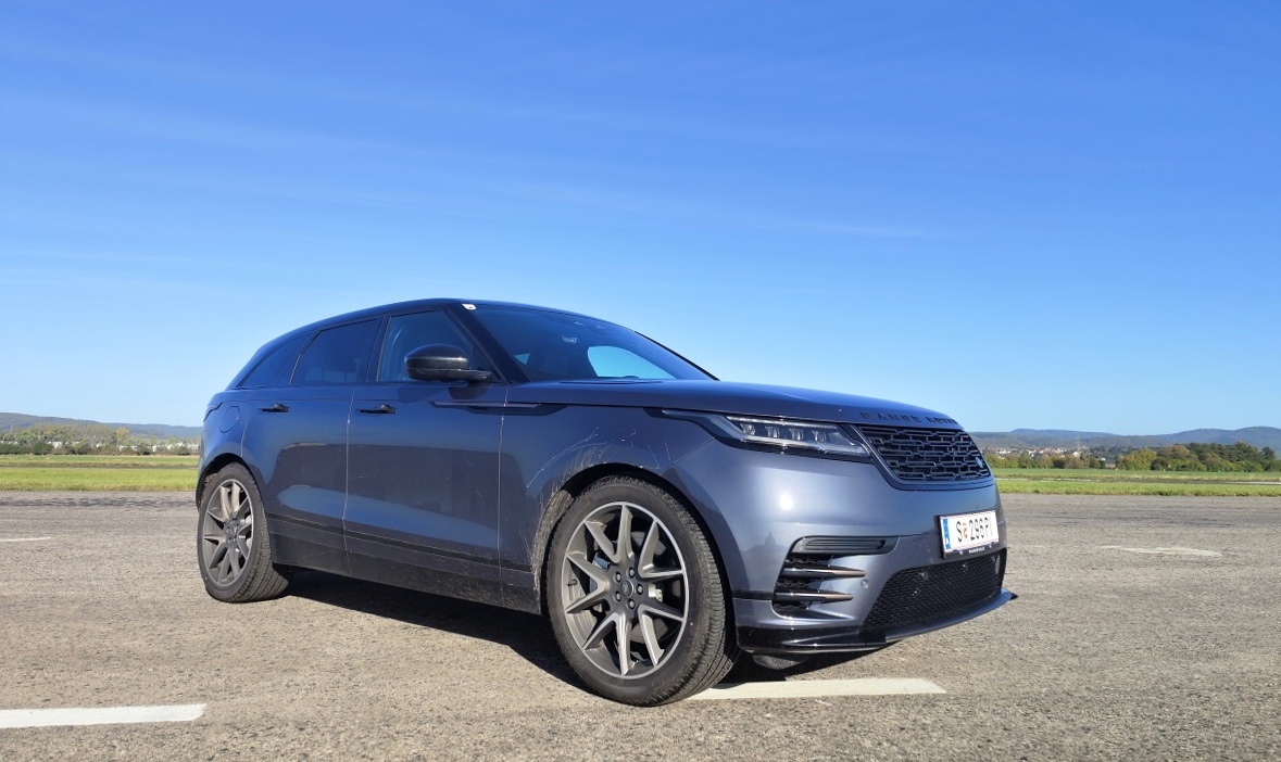 range-rover-velar-2023-4