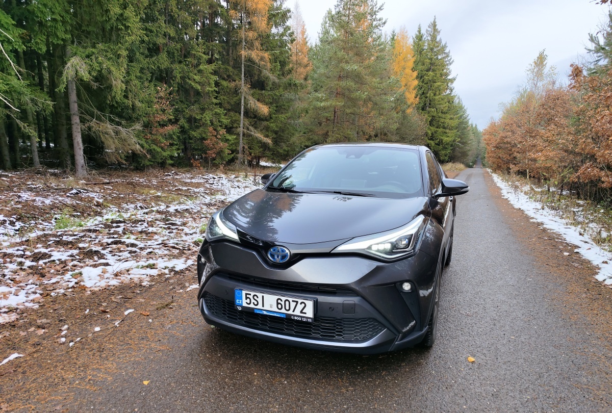 toyota-chr-2