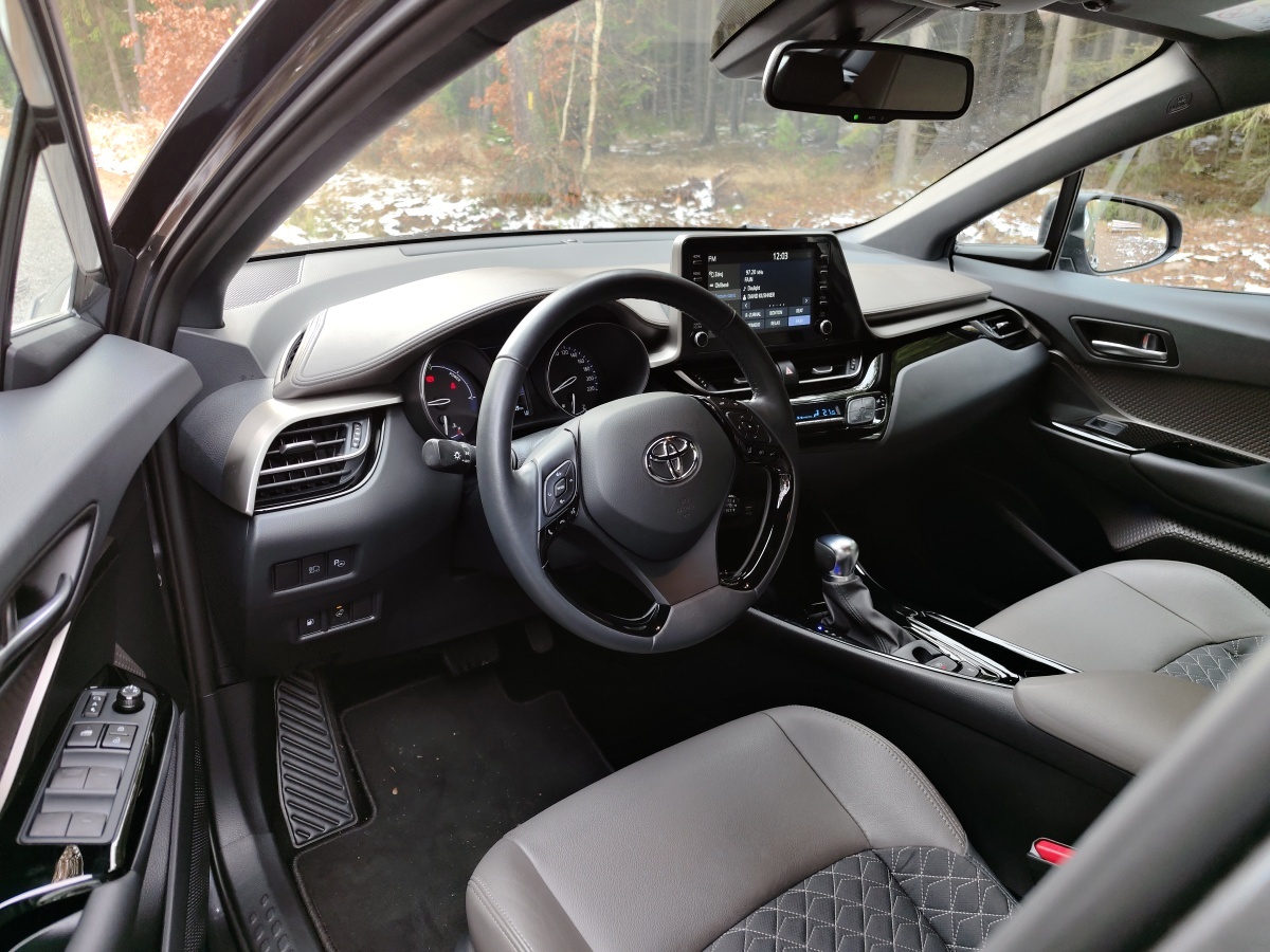 toyota-chr-23