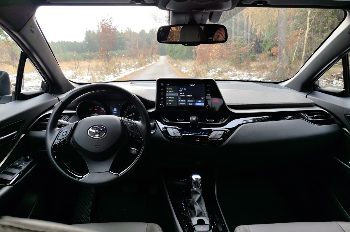 toyota-chr-27