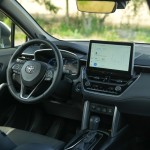 toyota-corolla-cross-2023-17