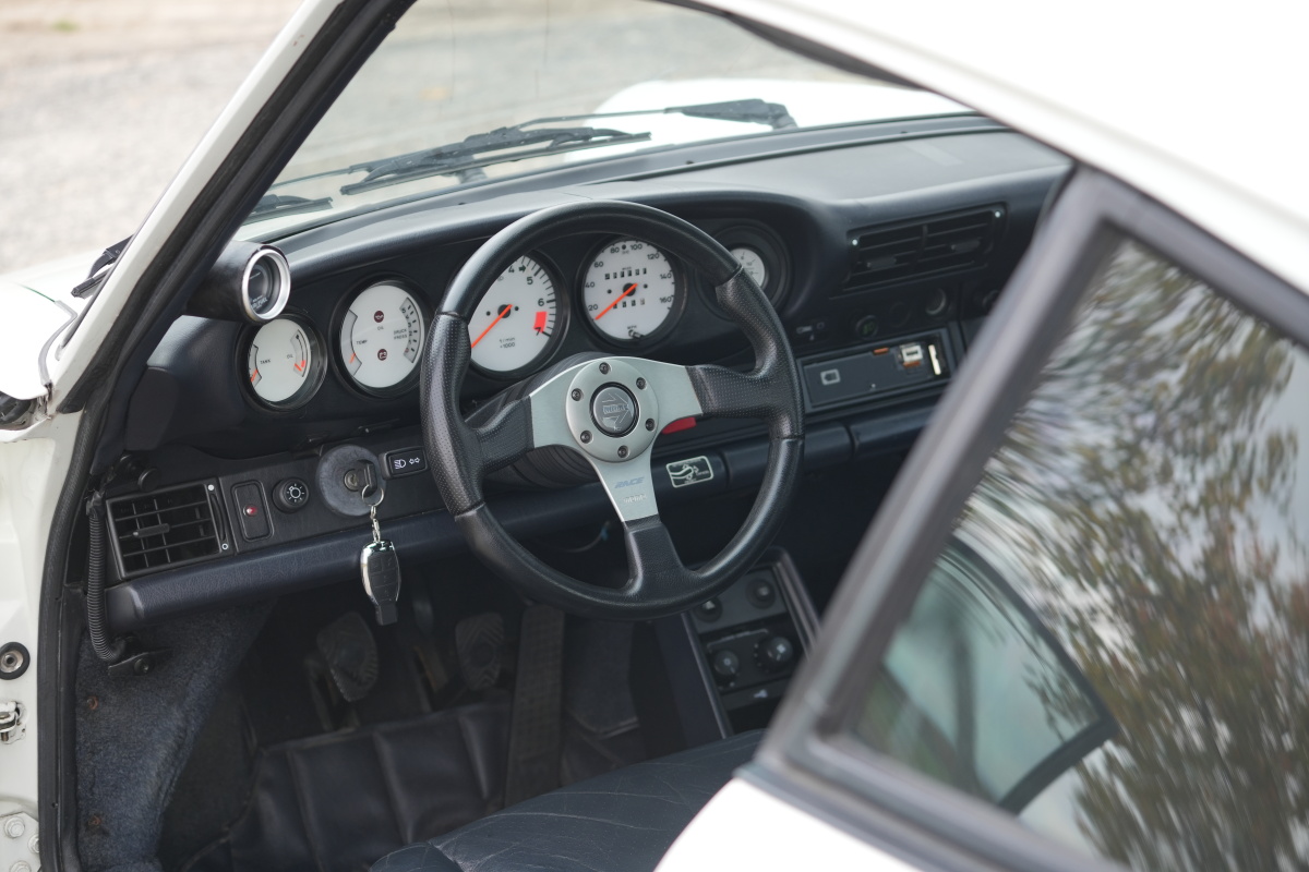 porsche-911g-17