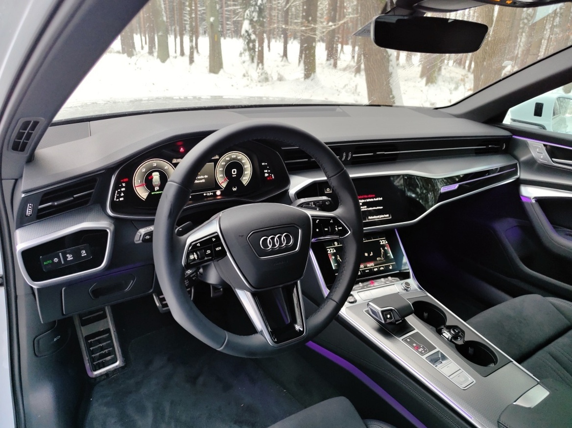 audi-a6-allroad-2023-16