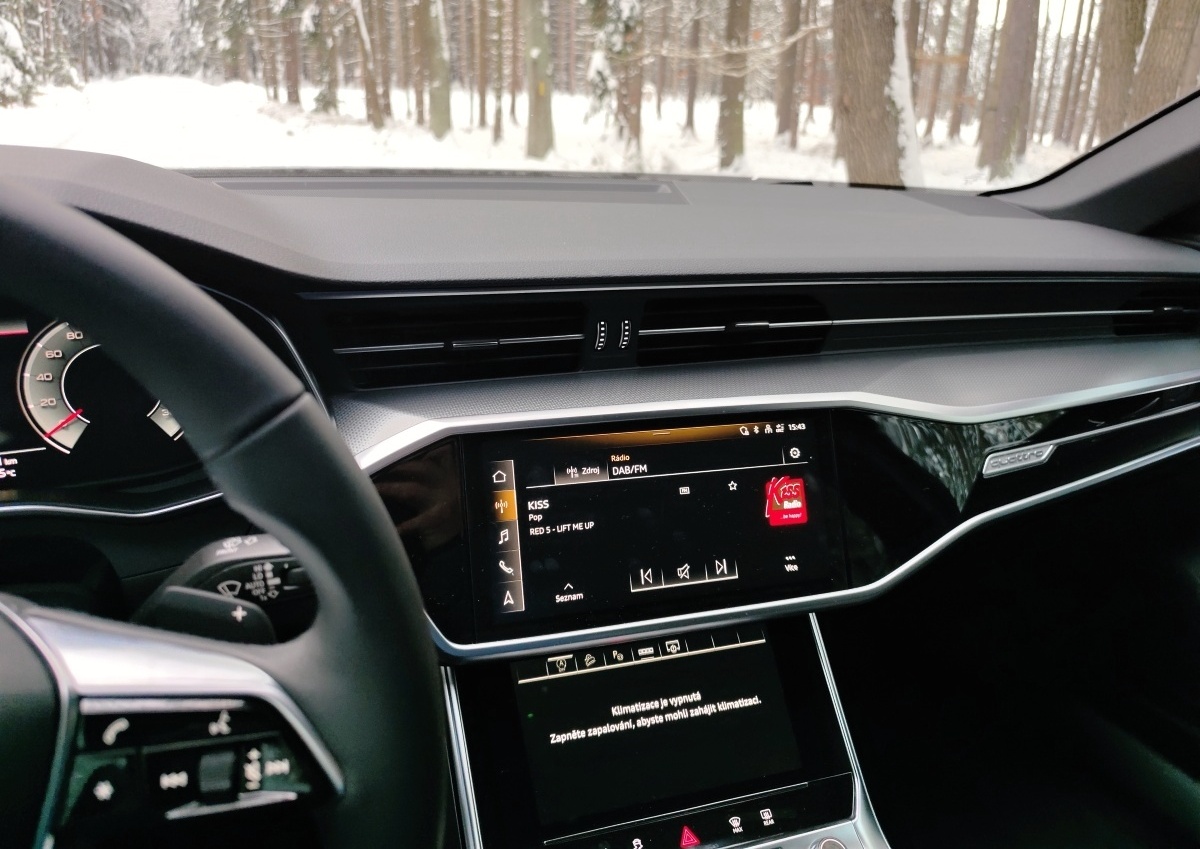 audi-a6-allroad-2023-23