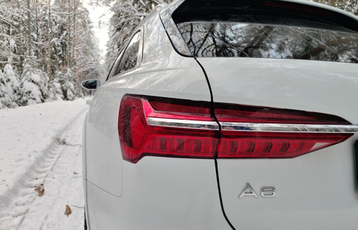 audi-a6-allroad-2023-32