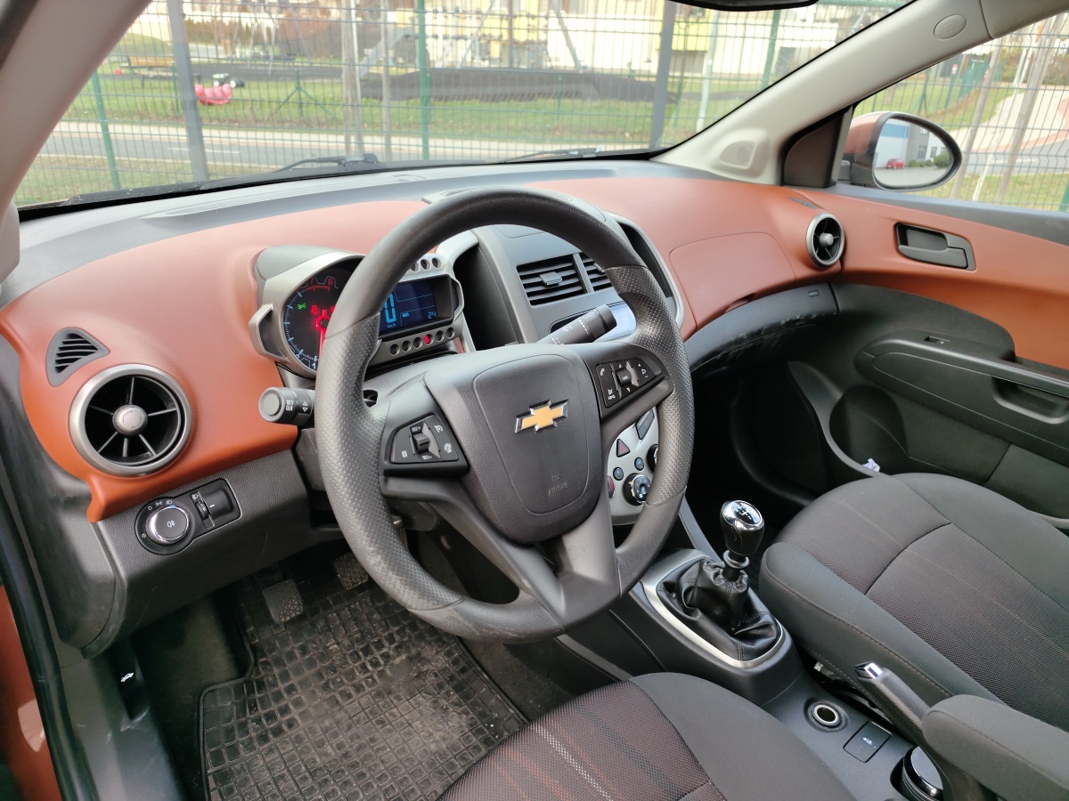 chevrolet-aveo-17