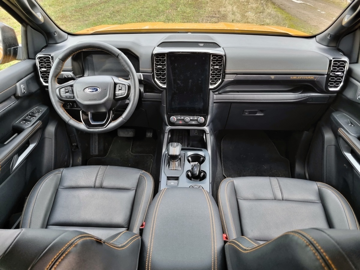 ford-ranger-wildtrack-2023-31