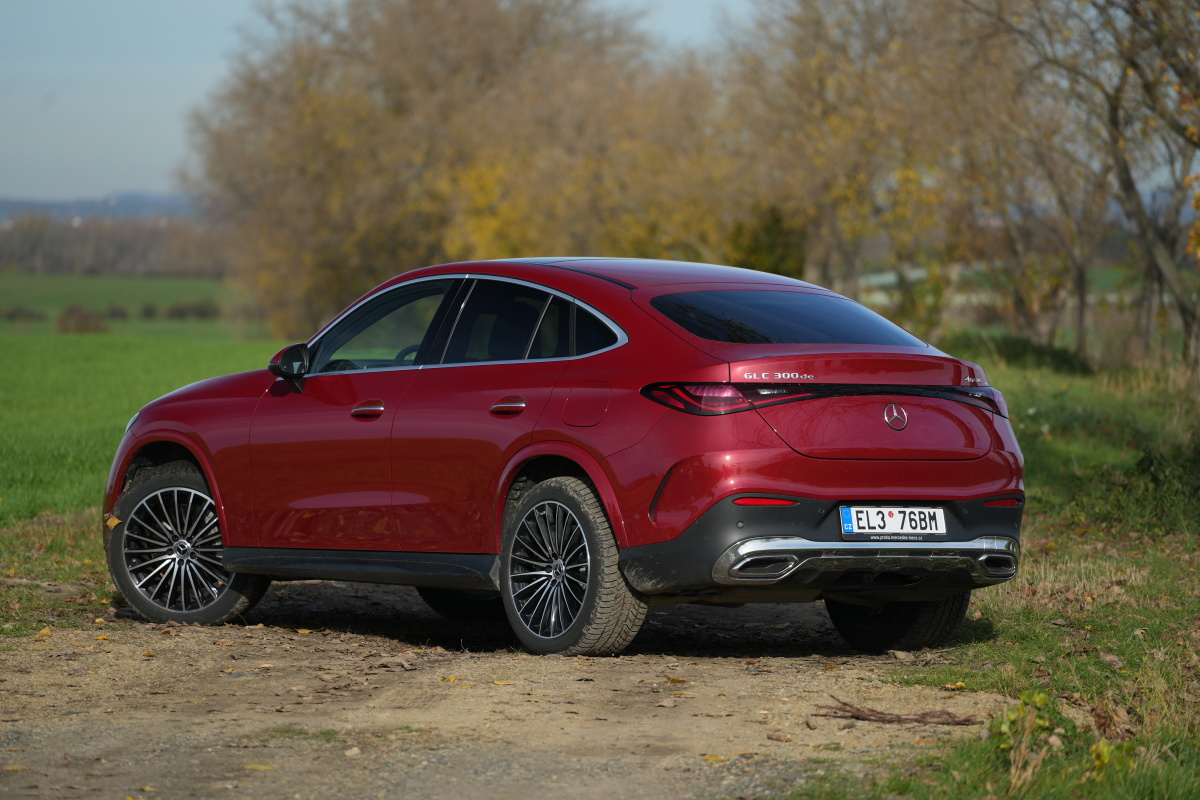mercedes-benz-glc-2024-3